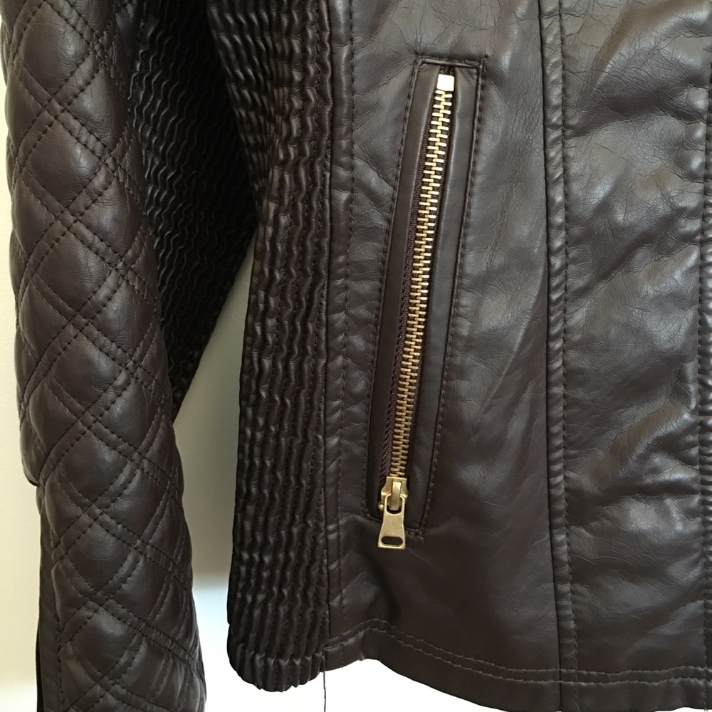 Jacket - Picture 4 of 4